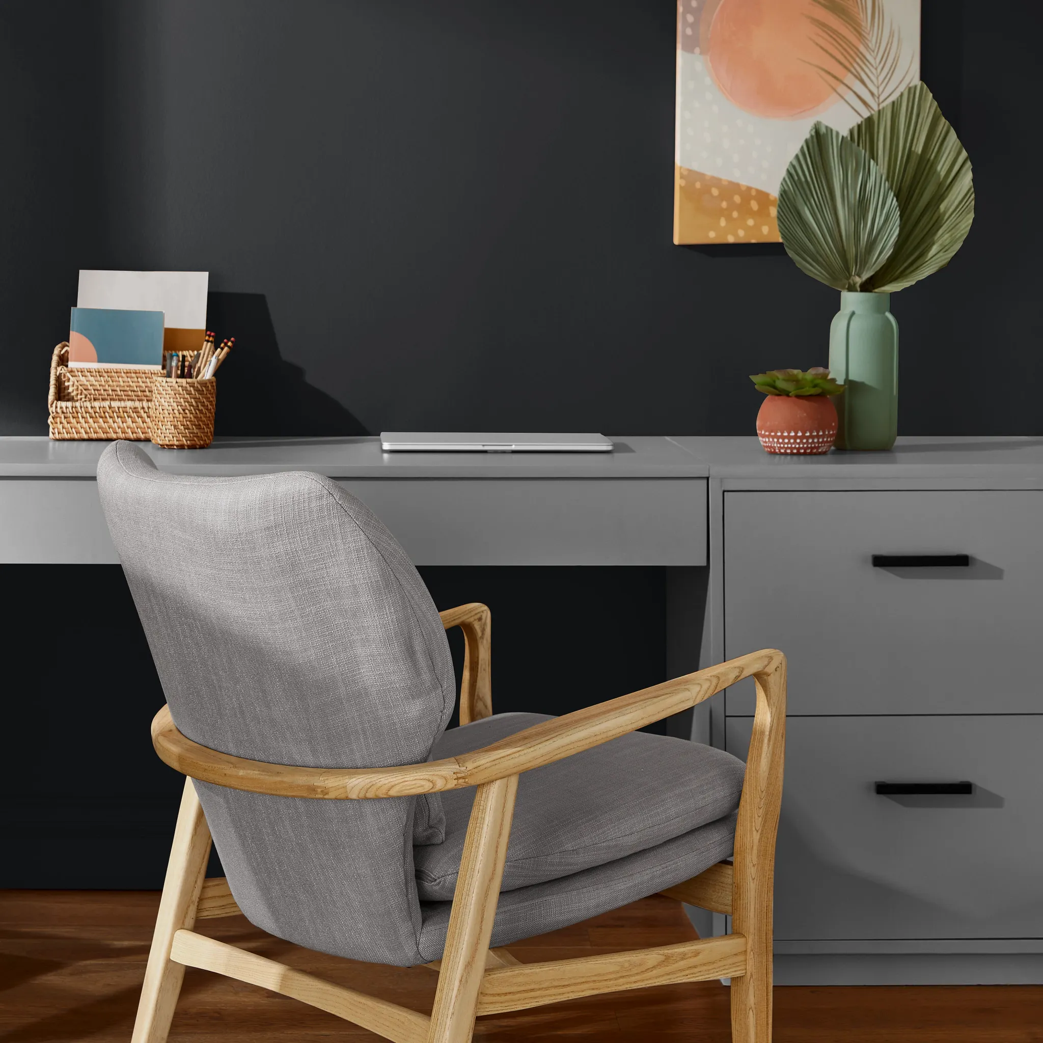 Valspar Dark Kettle Black