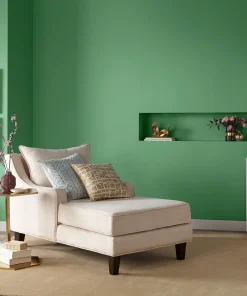 Valspar Laurel Wreath